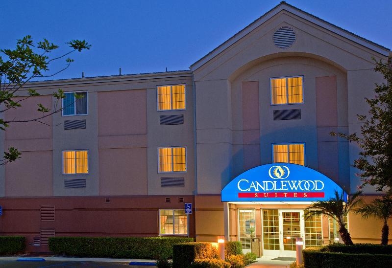 Sonesta Simply Suites Irvine East Foothill Lake Forest Bagian luar foto
