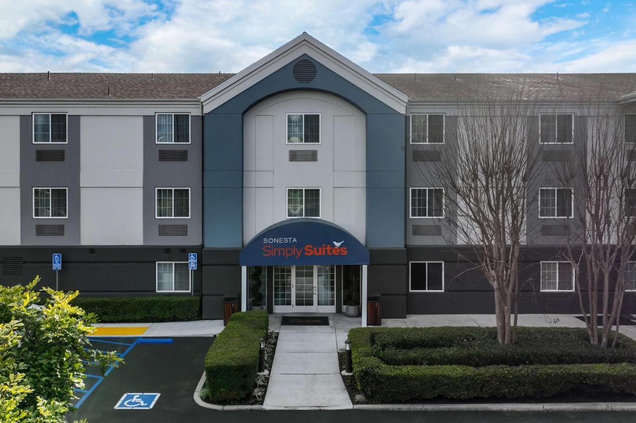 Sonesta Simply Suites Irvine East Foothill Lake Forest Bagian luar foto