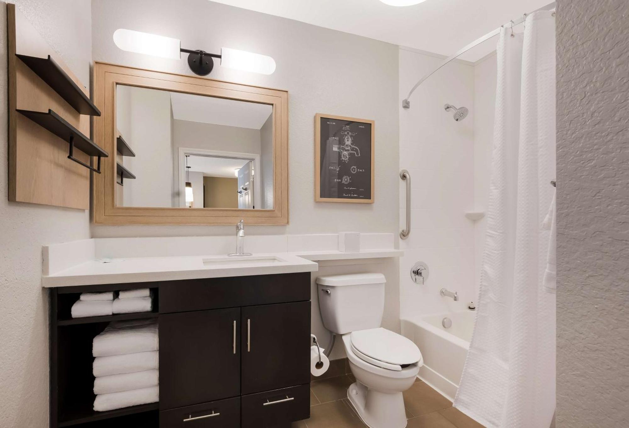 Sonesta Simply Suites Irvine East Foothill Lake Forest Bagian luar foto